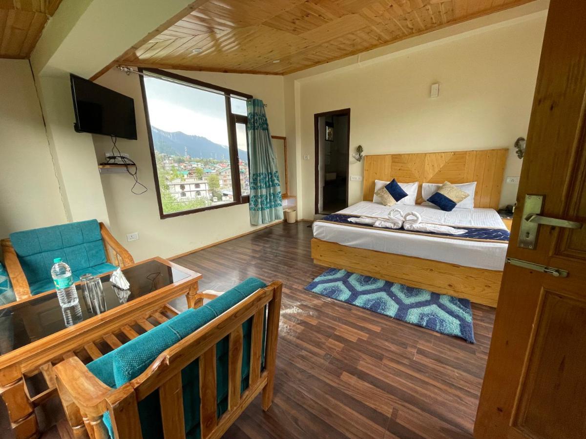 Hotel The Royal Majestic Mountain View Manāli Exteriér fotografie
